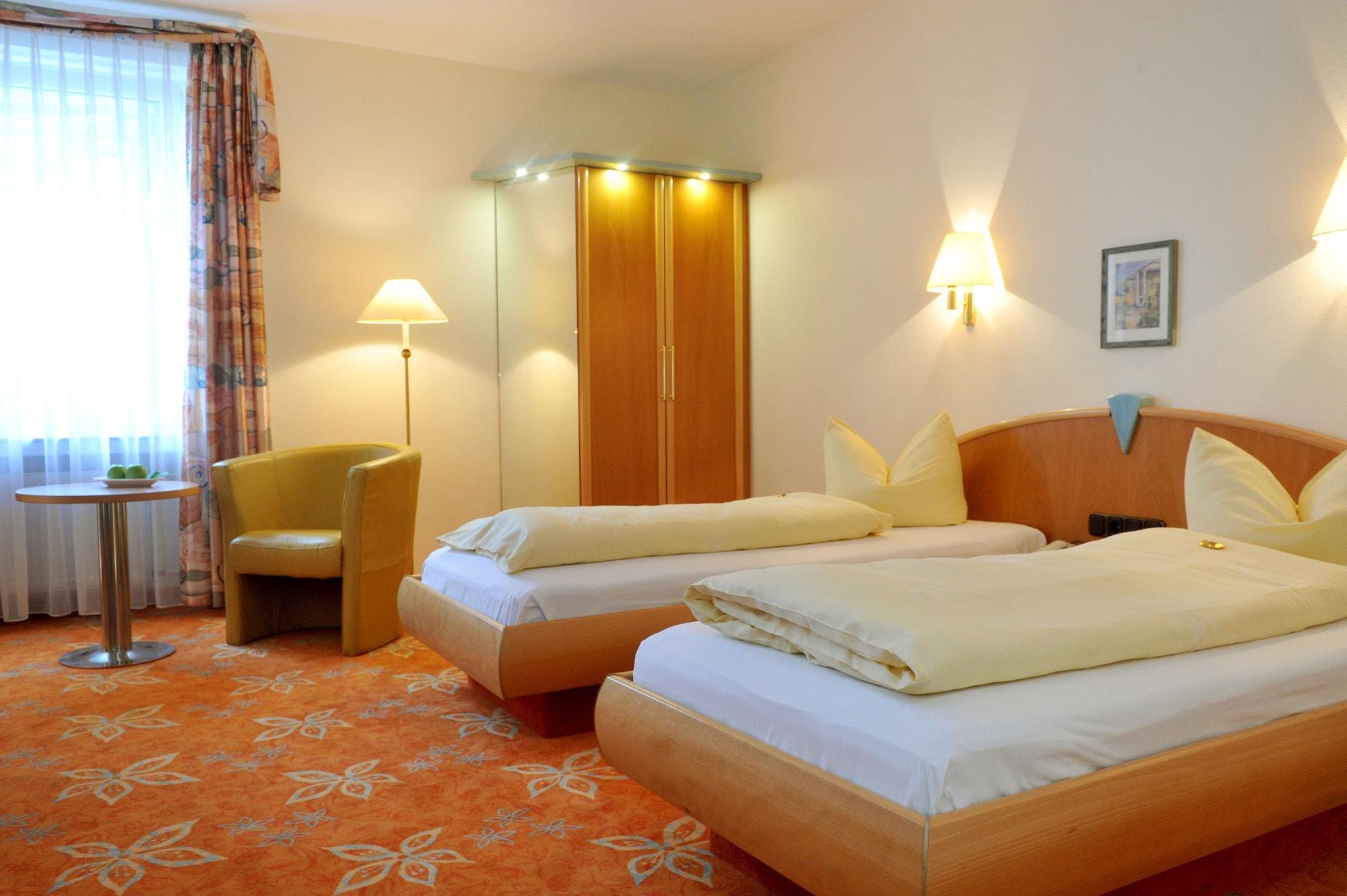Hotel Stadt Muenchen Дюселдорф Екстериор снимка