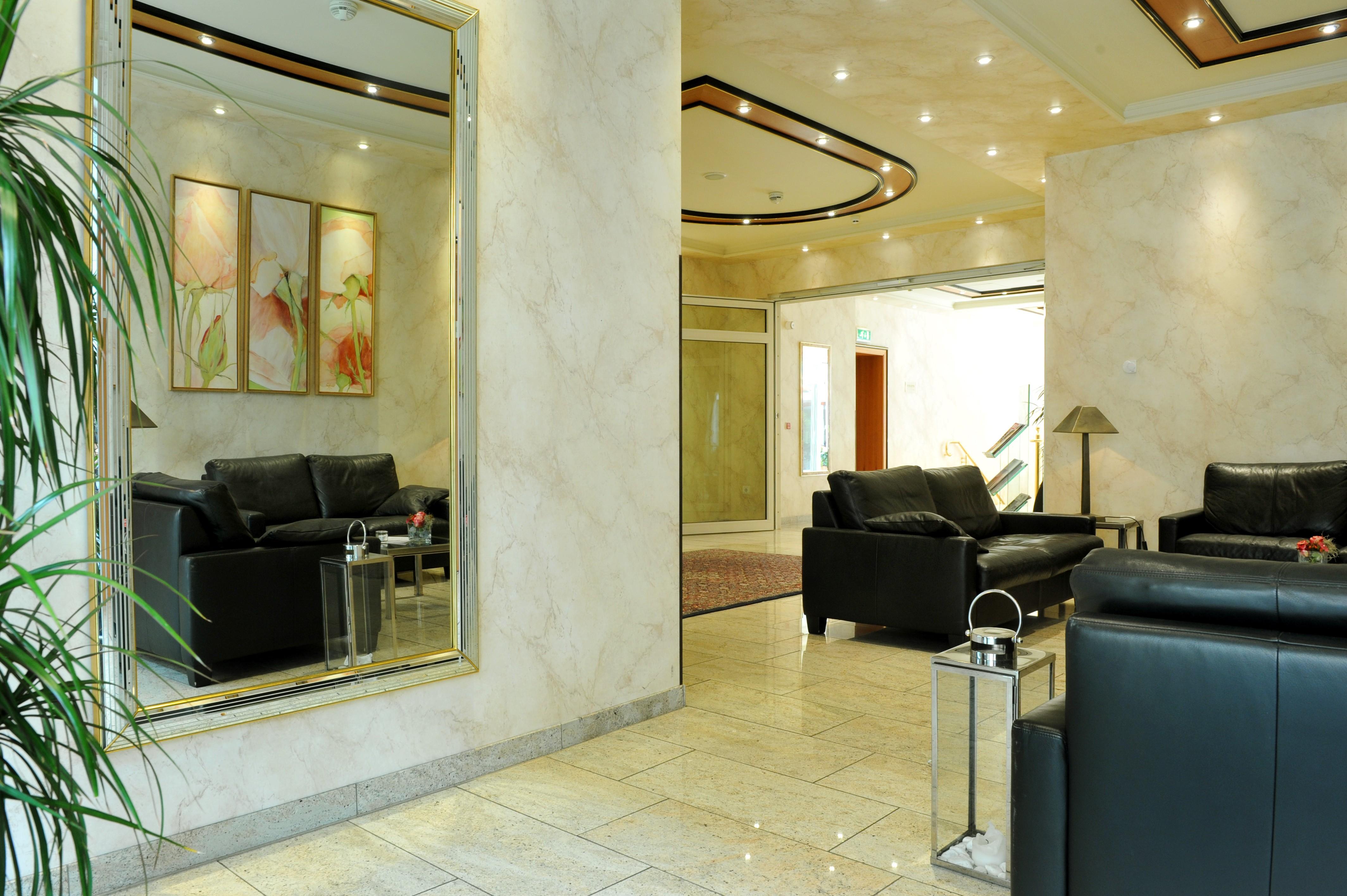 Hotel Stadt Muenchen Дюселдорф Екстериор снимка