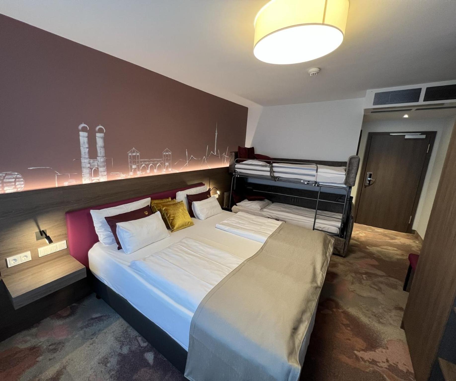 Hotel Stadt Muenchen Дюселдорф Екстериор снимка